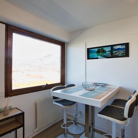 アヌシーLe Sommet Citadin Avec Vueアパートメント エクステリア 写真